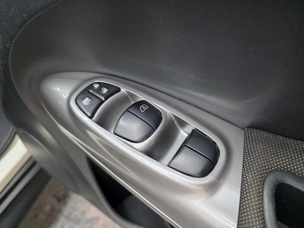 Used Nissan Juke 2013 for sale - 77133824: Photo 17