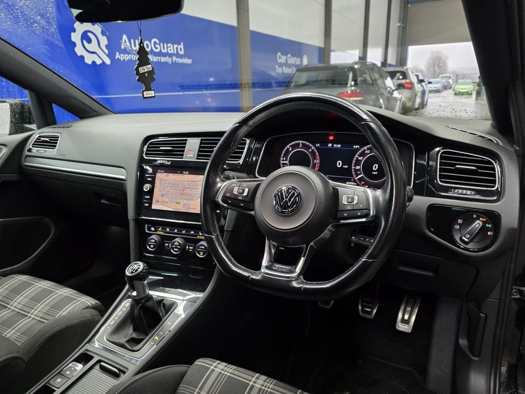 Used Volkswagen Golf 2018 for sale - 76711391: Photo 15