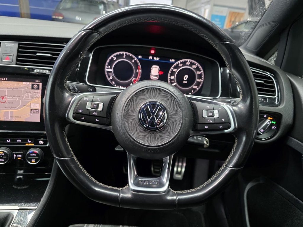 Used Volkswagen Golf 2018 for sale - 76711391: Photo 26