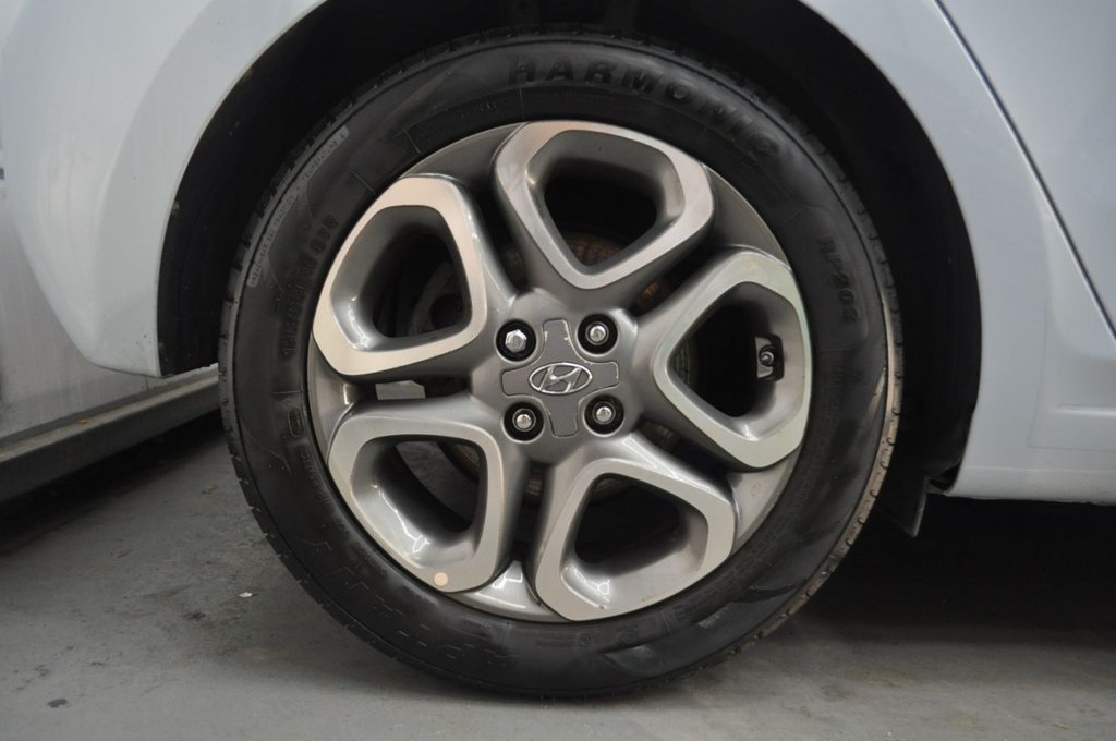 Used Hyundai i20 2020 for sale - 76934503: Photo 15