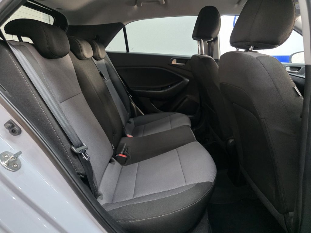 Used Hyundai i20 2020 for sale - 76934503: Photo 19