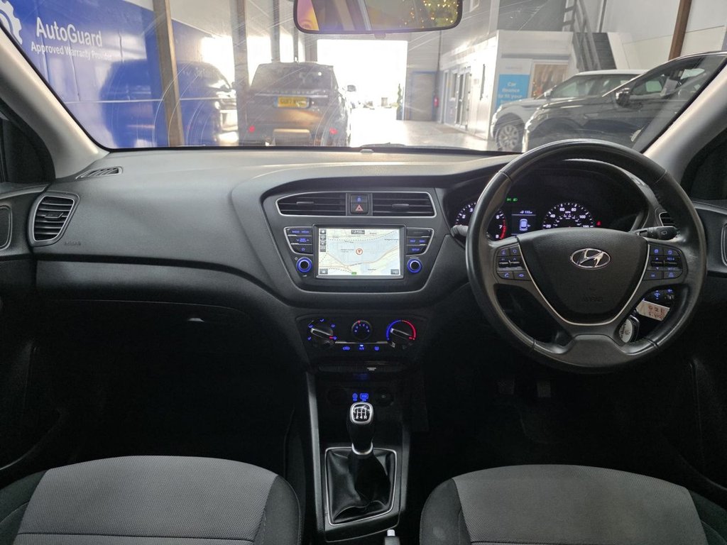 Used Hyundai i20 2020 for sale - 76934503: Photo 21