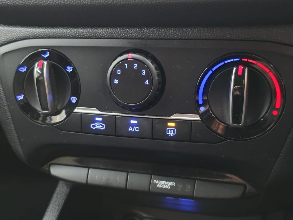 Used Hyundai i20 2020 for sale - 76934503: Photo 30