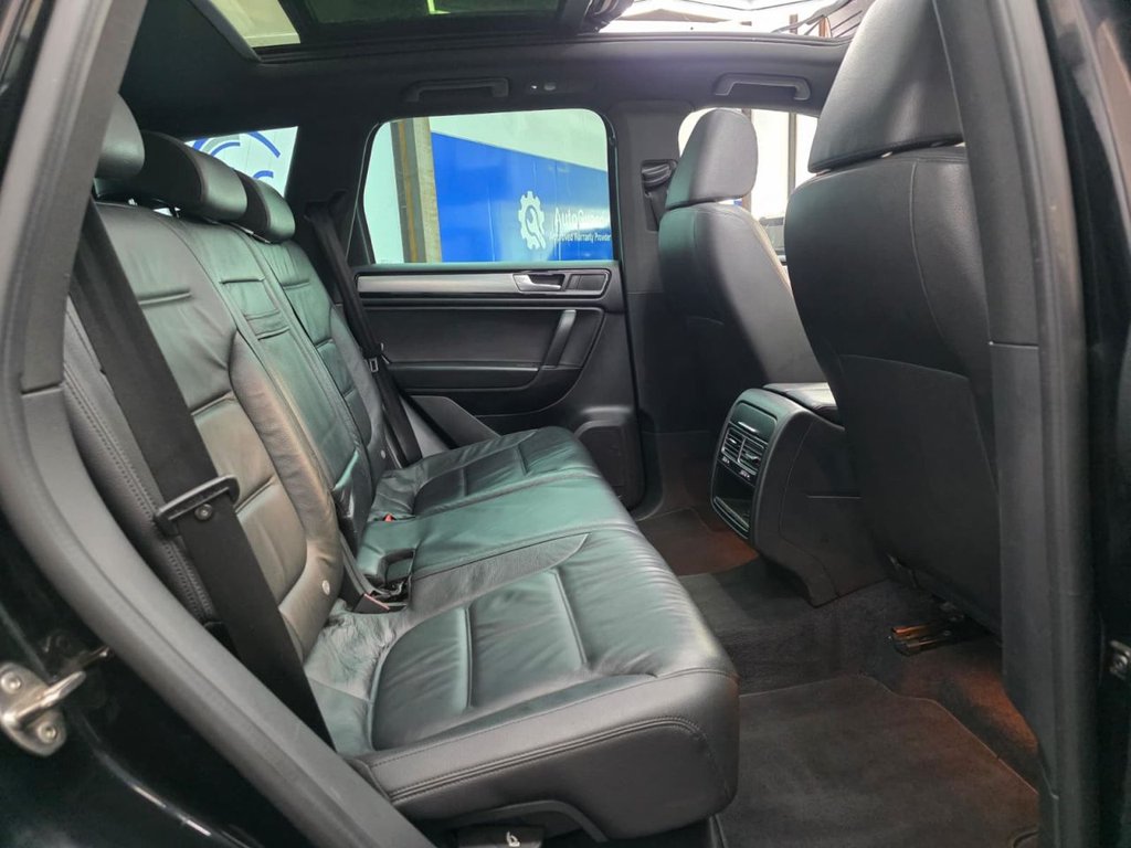 Used Volkswagen Touareg 2015 for sale - 77608954: Photo 19