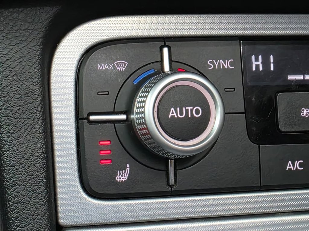 Used Volkswagen Touareg 2015 for sale - 77608954: Photo 34