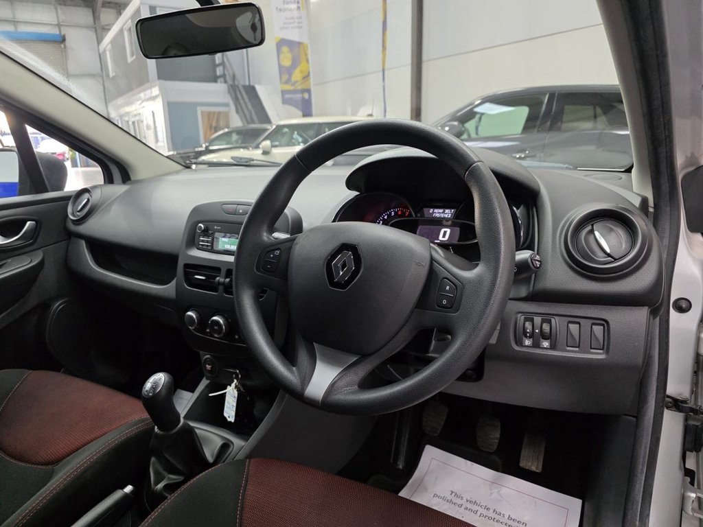 Used Renault Clio 2016 for sale - 77355676: Photo 12