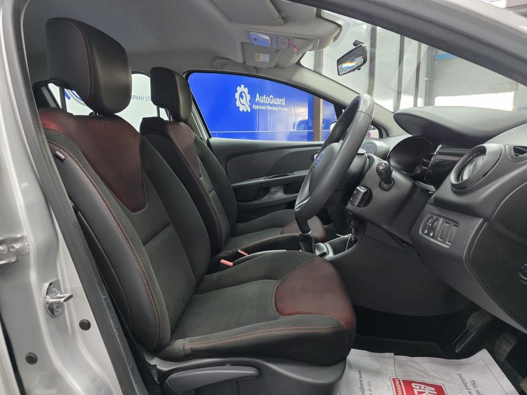 Used Renault Clio 2016 for sale - 77355676: Photo 13