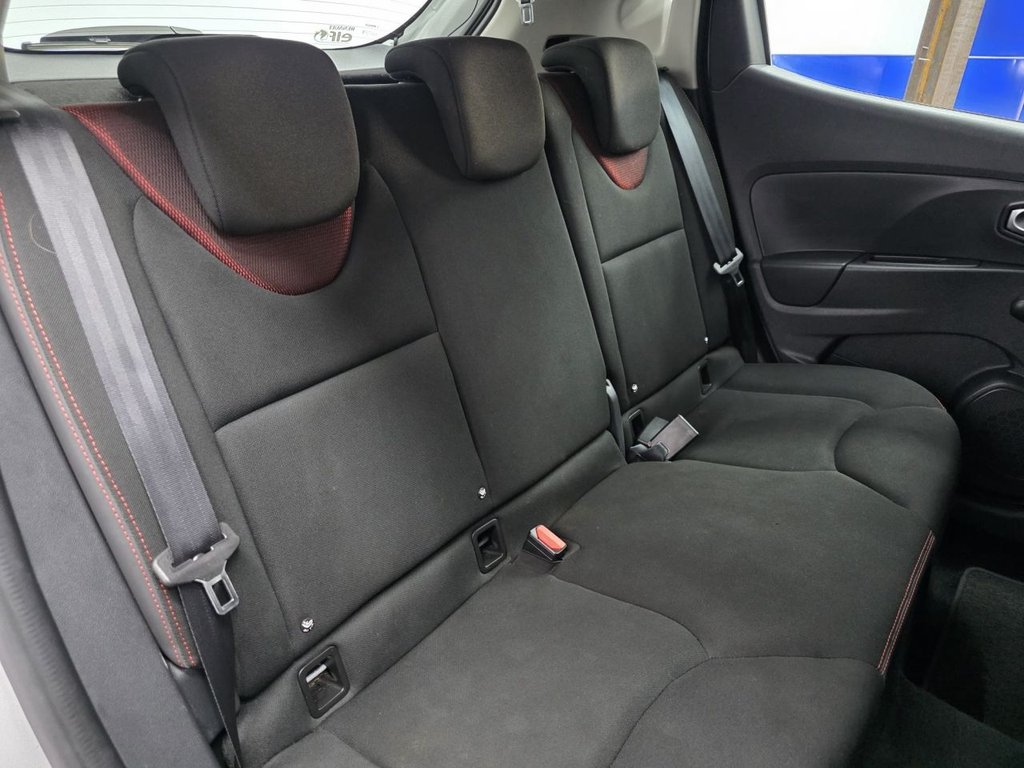 Used Renault Clio 2016 for sale - 77355676: Photo 16