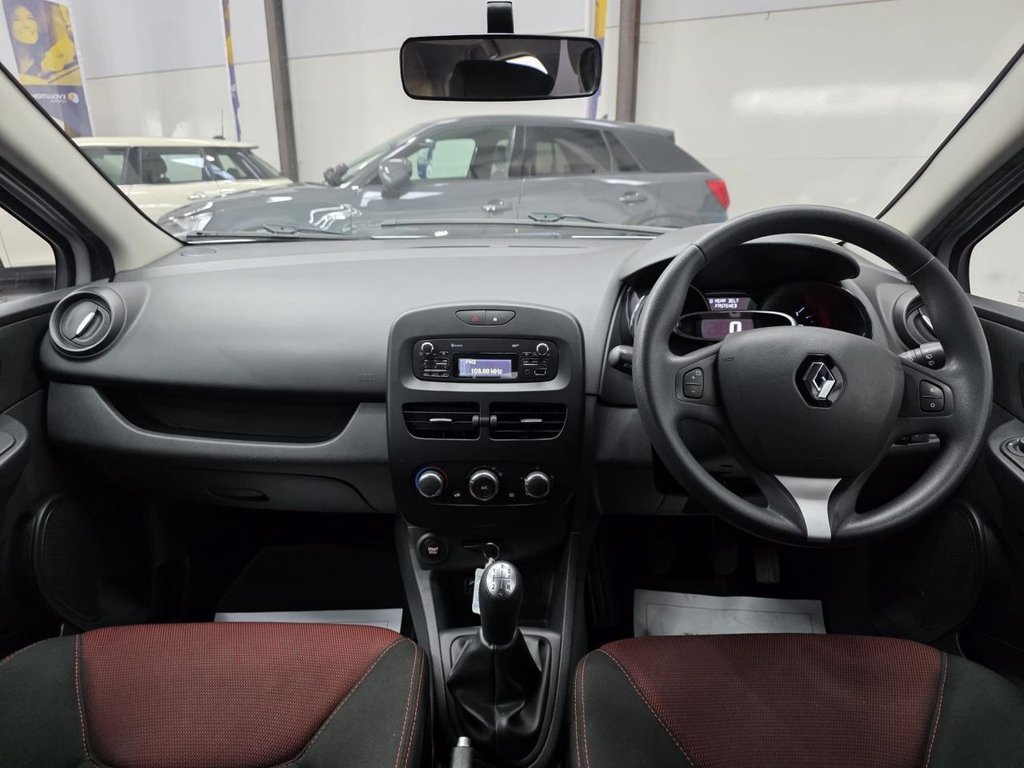 Used Renault Clio 2016 for sale - 77355676: Photo 18