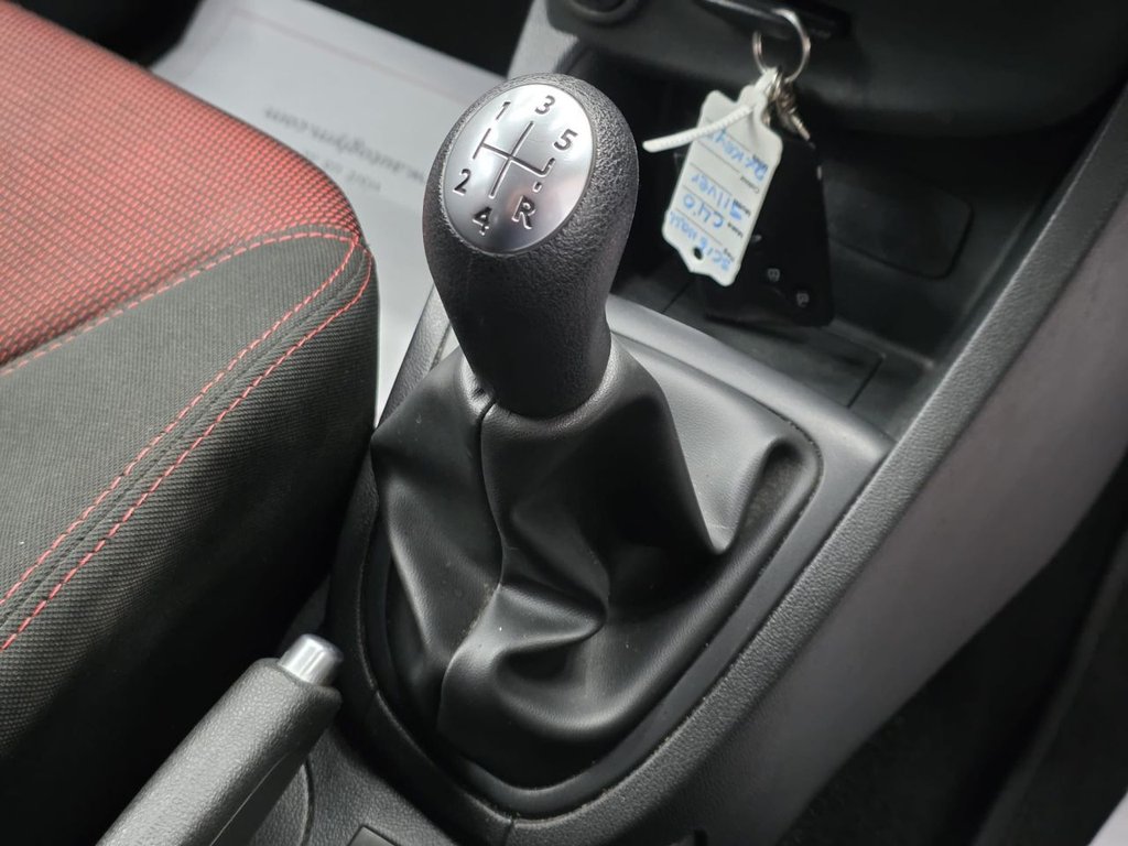 Used Renault Clio 2016 for sale - 77355676: Photo 28