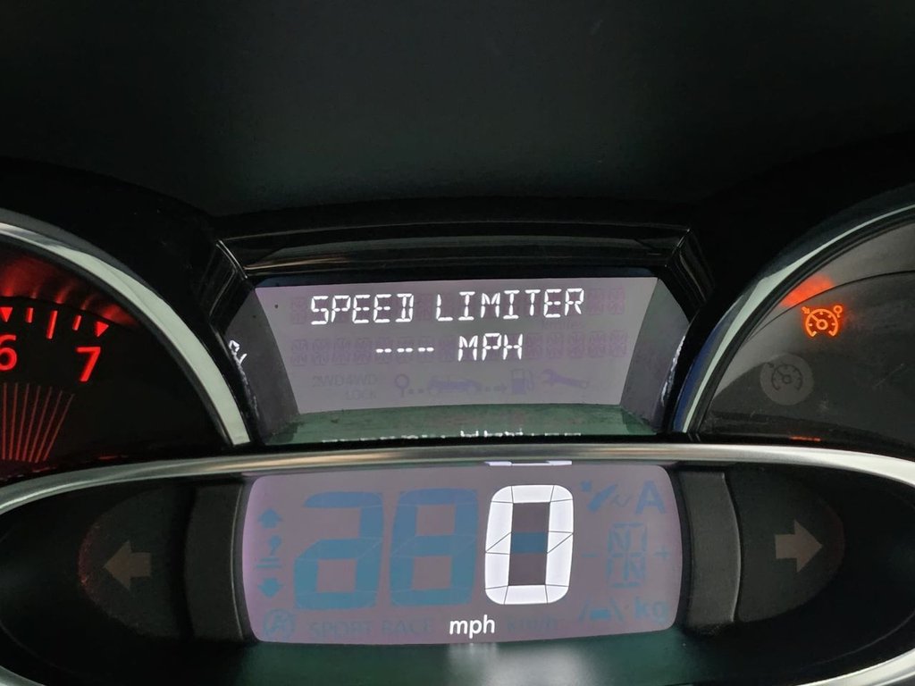 Used Renault Clio 2016 for sale - 77355676: Photo 34