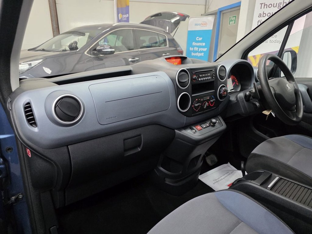 Used Peugeot Partner Tepee 2014 for sale - 77990890: Photo 22