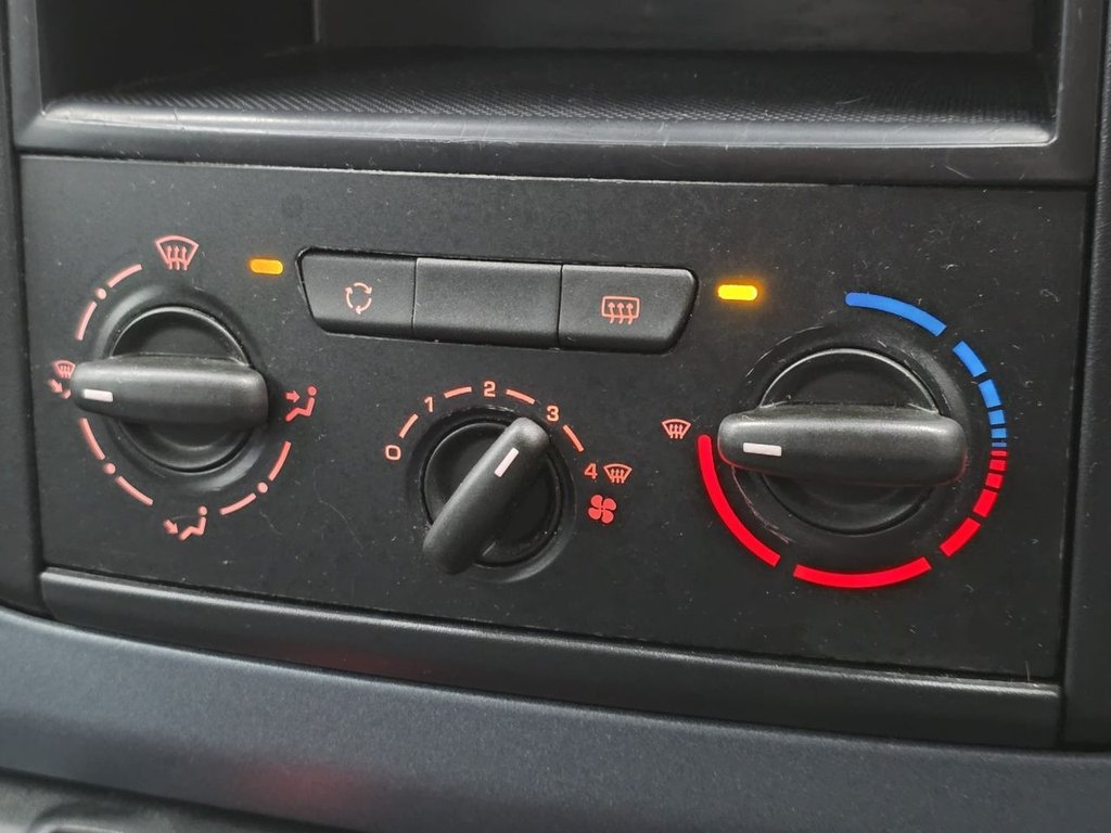 Used Peugeot Partner Tepee 2014 for sale - 77990890: Photo 29