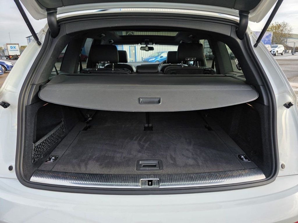 Used Audi Q7 2013 for sale - 77056360: Photo 10