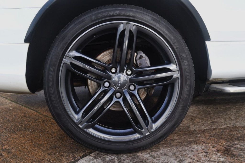 Used Audi Q7 2013 for sale - 77056360: Photo 17