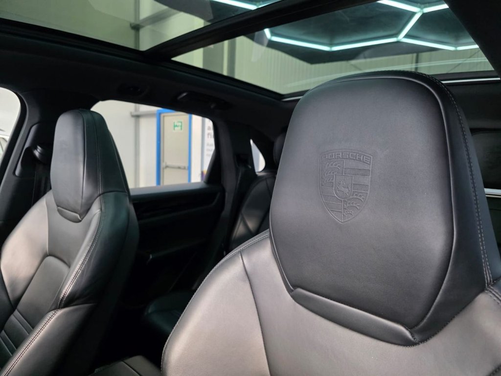 Used Porsche Cayenne 2018 for sale - 76654909: Photo 30