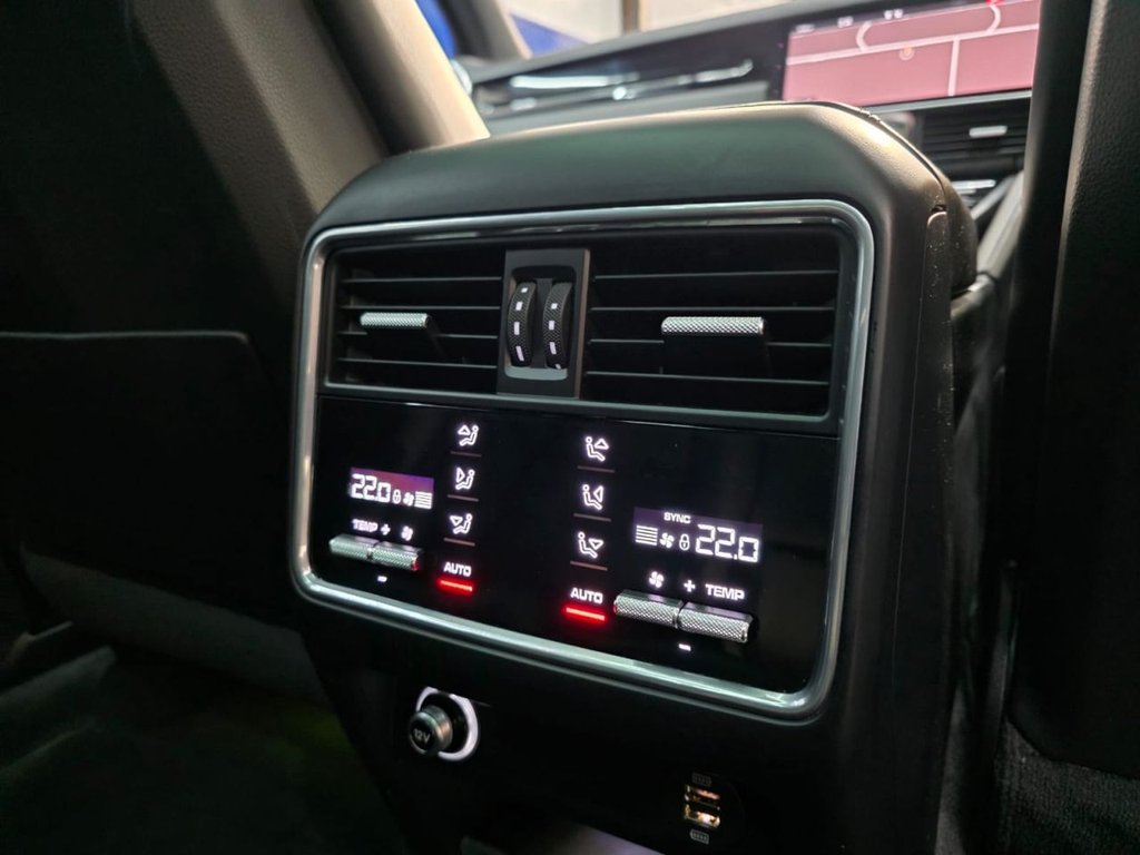 Used Porsche Cayenne 2018 for sale - 76654909: Photo 42