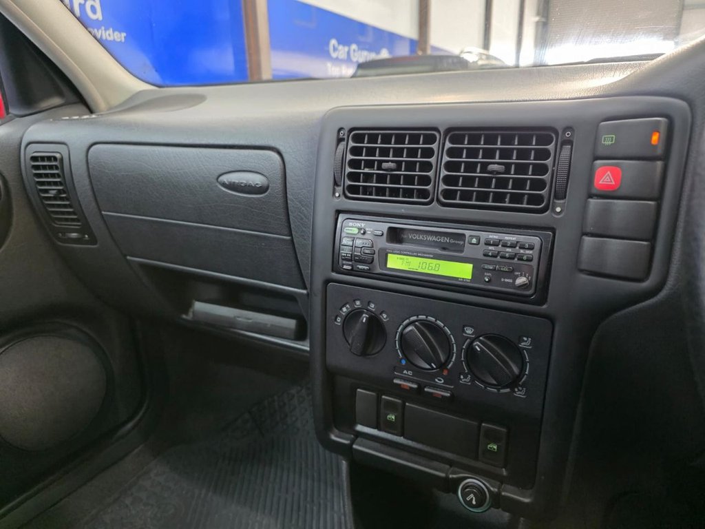 Used Volkswagen Polo 1999 for sale - 76710730: Photo 39