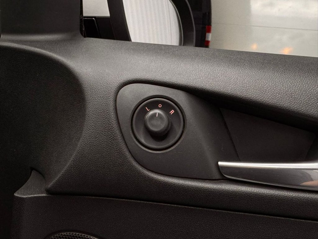 Used Vauxhall ADAM 2013 for sale - 77507183: Photo 28