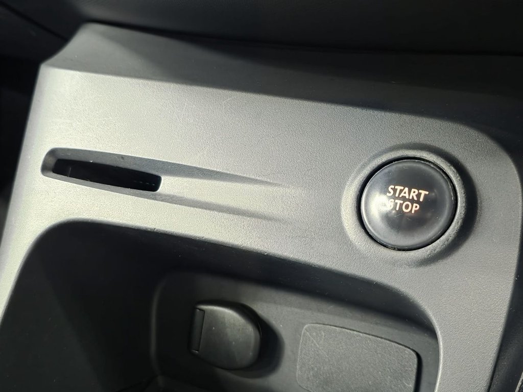 Used Renault Captur 2015 for sale - 77534029: Photo 42