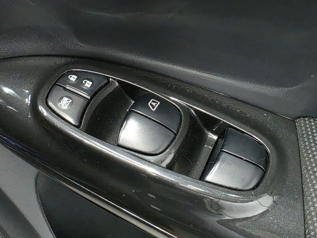 Used Nissan Juke 2014 for sale - 77031067: Photo 42