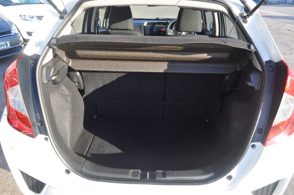 Used Honda Jazz 2017 for sale - 77048863: Photo 13