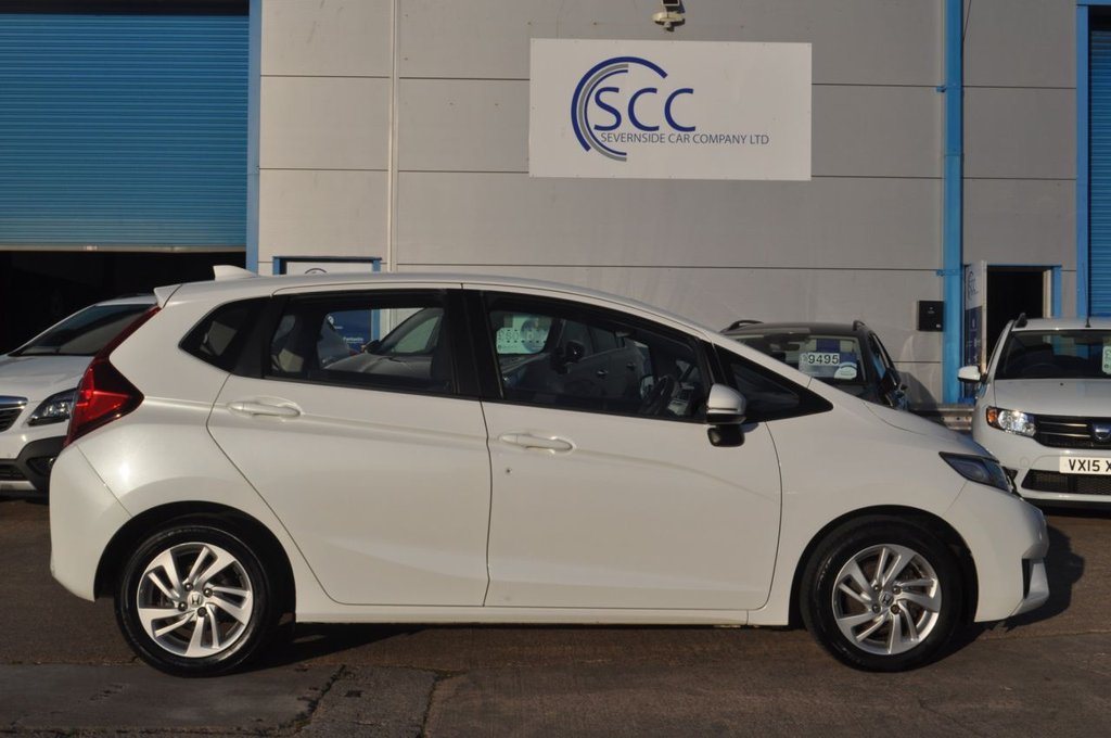 Used Honda Jazz 2017 for sale - 77048863: Photo 4