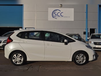 Used Honda Jazz 2017 for sale - 77048863: Photo