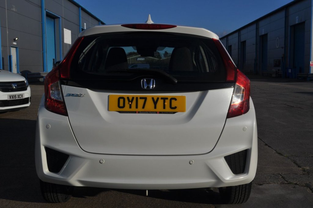 Used Honda Jazz 2017 for sale - 77048863: Photo 6