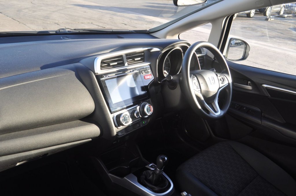 Used Honda Jazz 2017 for sale - 77048863: Photo 8