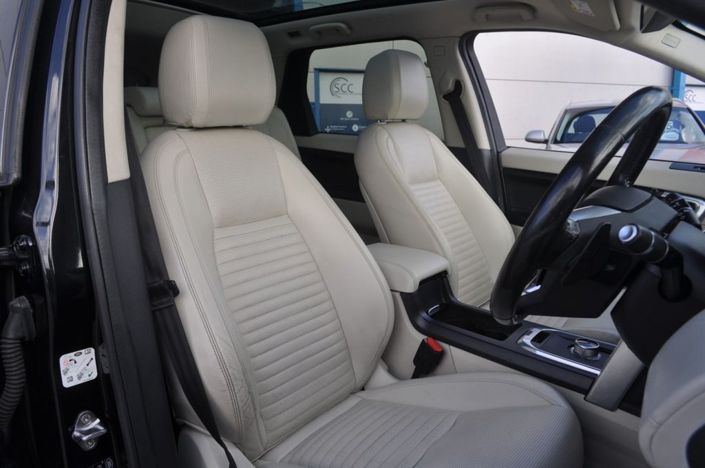 Used Land Rover Discovery Sport 2016 for sale - 76118499: Photo 11