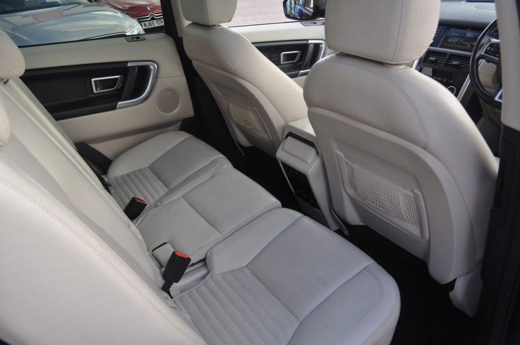 Used Land Rover Discovery Sport 2016 for sale - 76118499: Photo 12