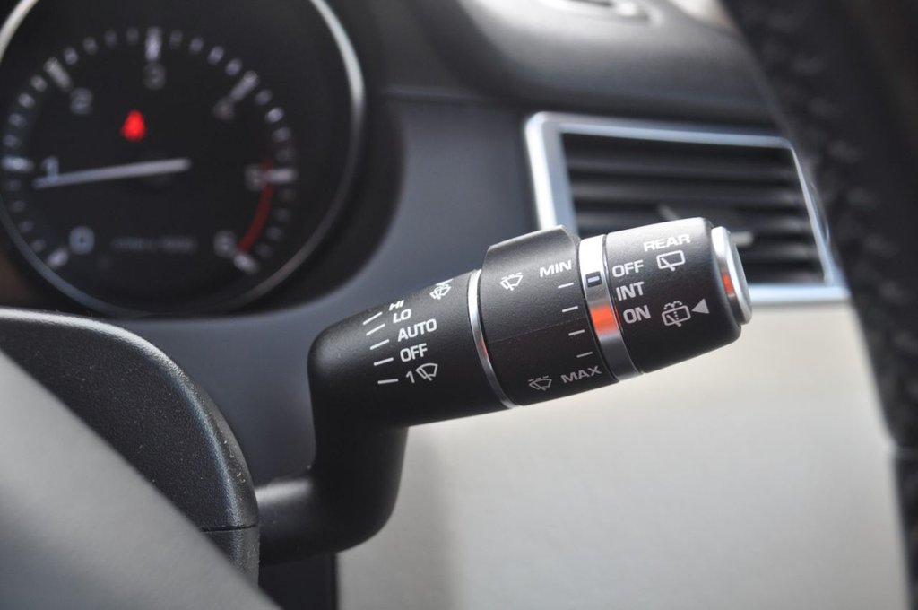 Used Land Rover Discovery Sport 2016 for sale - 76118499: Photo 42