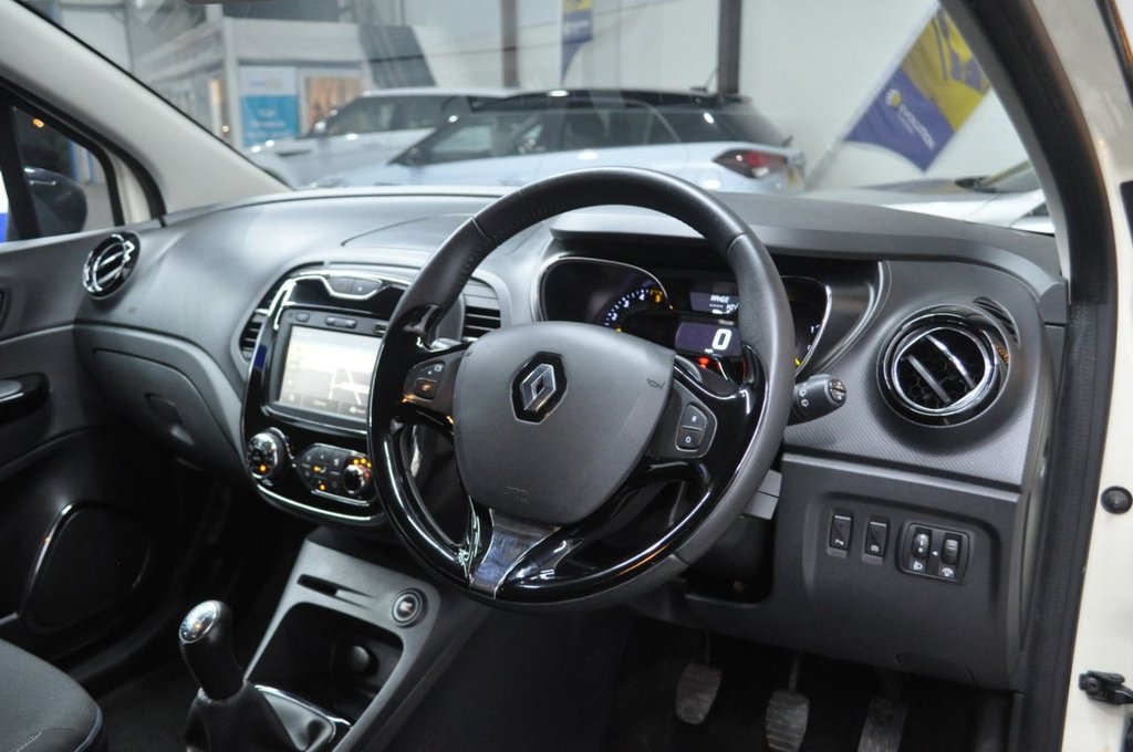 Used Renault Captur 2015 for sale - 77064935: Photo 11
