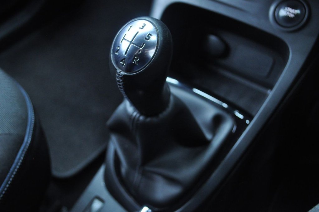 Used Renault Captur 2015 for sale - 77064935: Photo 27