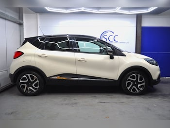 Used Renault Captur 2015 for sale - 77064935: Photo