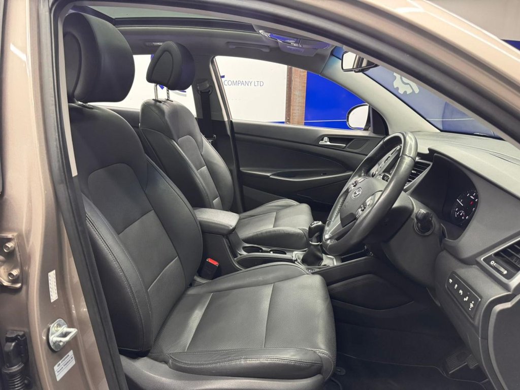 Used Hyundai TUCSON 2016 for sale - 77089149: Photo 17