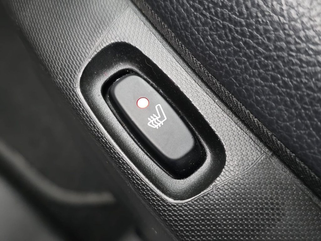 Used smart fortwo 2016 for sale - 77211897: Photo 24