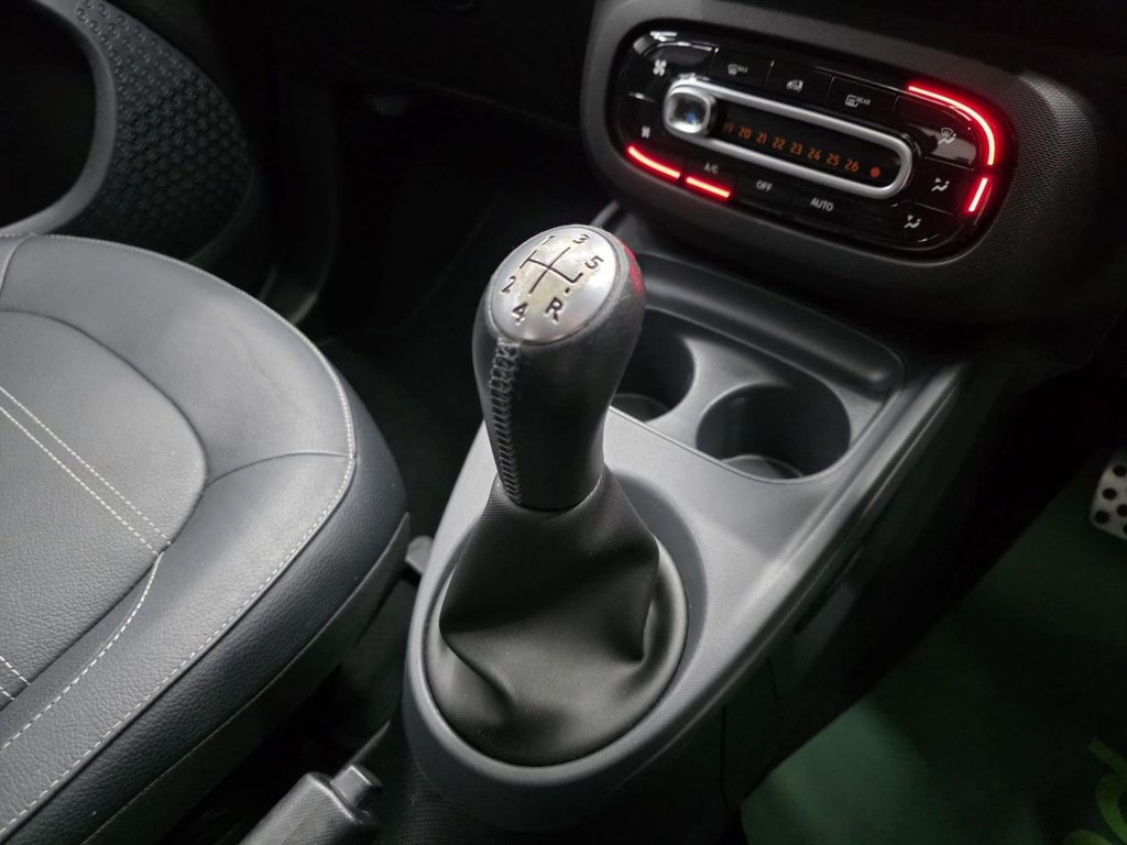 Used smart fortwo 2016 for sale - 77211897: Photo 28