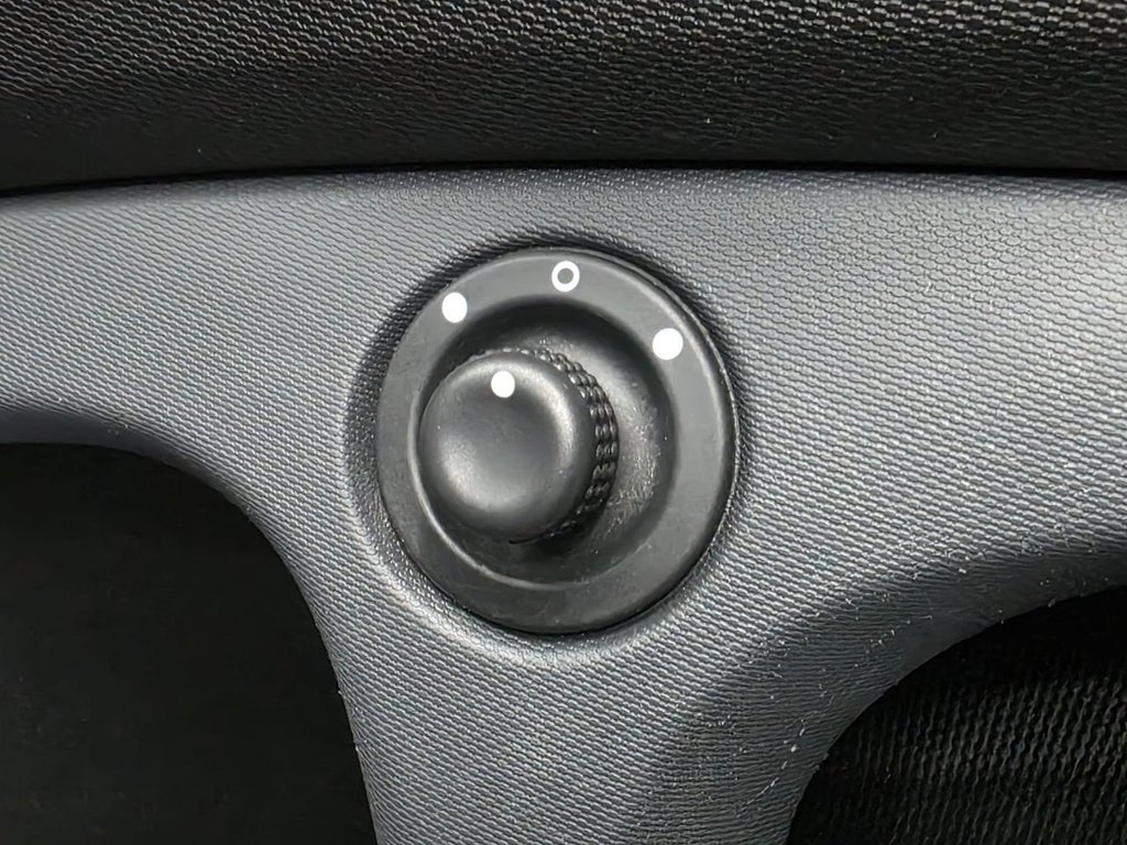 Used smart fortwo 2016 for sale - 77211897: Photo 47