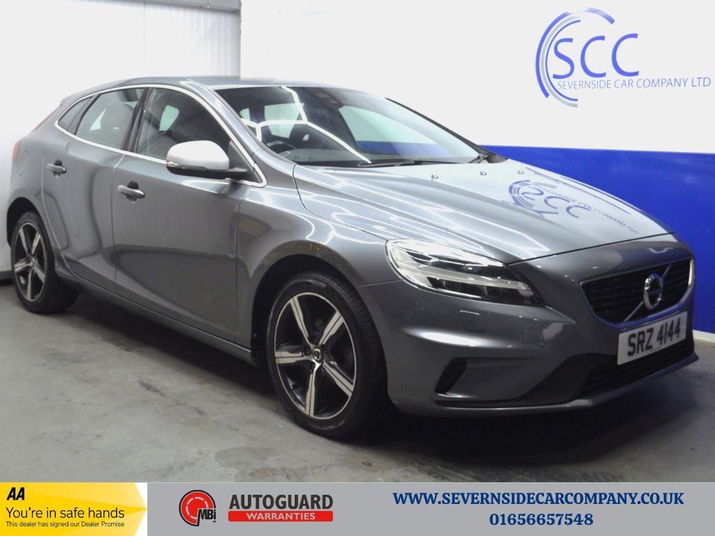 Used Volvo V40 2017 for sale - 76900391: Photo 1