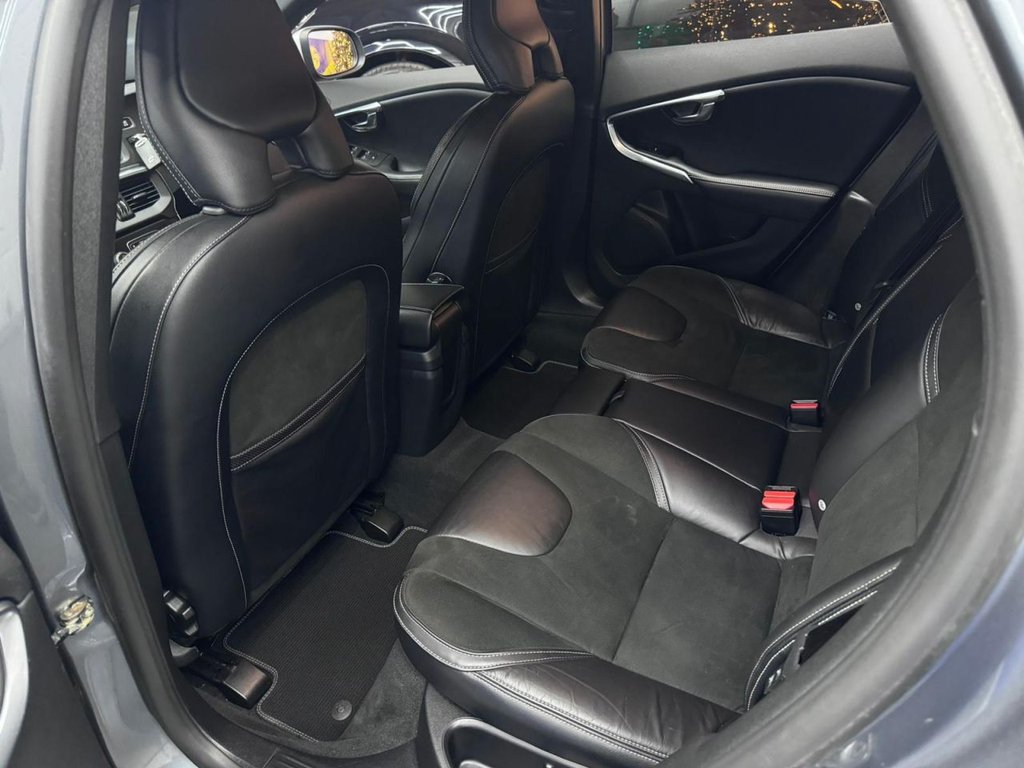 Used Volvo V40 2017 for sale - 76900391: Photo 24