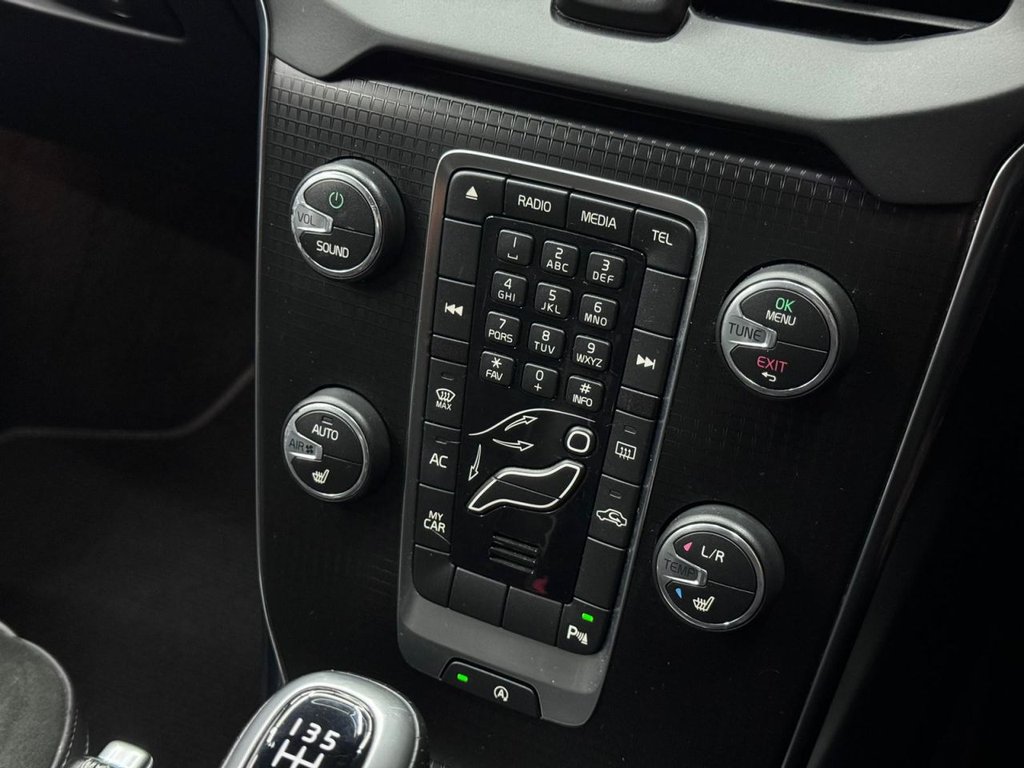 Used Volvo V40 2017 for sale - 76900391: Photo 28