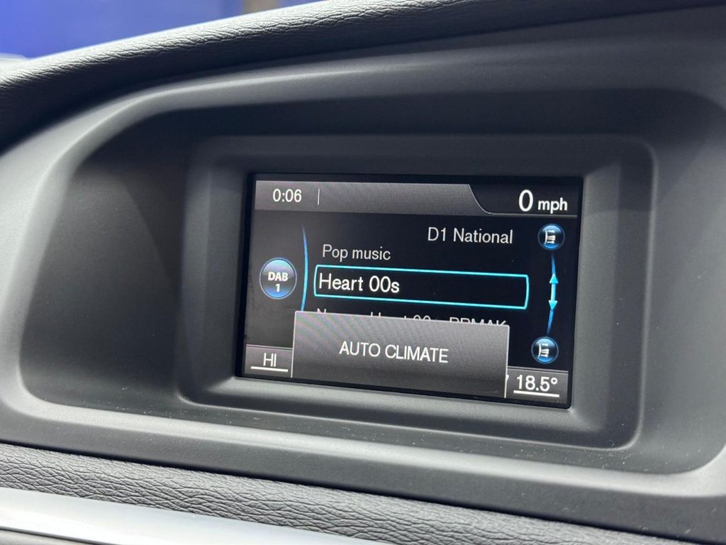 Used Volvo V40 2017 for sale - 76900391: Photo 30