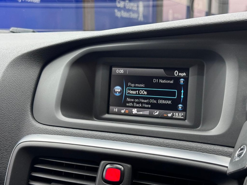 Used Volvo V40 2017 for sale - 76900391: Photo 31