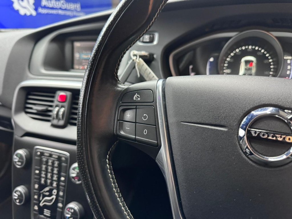 Used Volvo V40 2017 for sale - 76900391: Photo 32