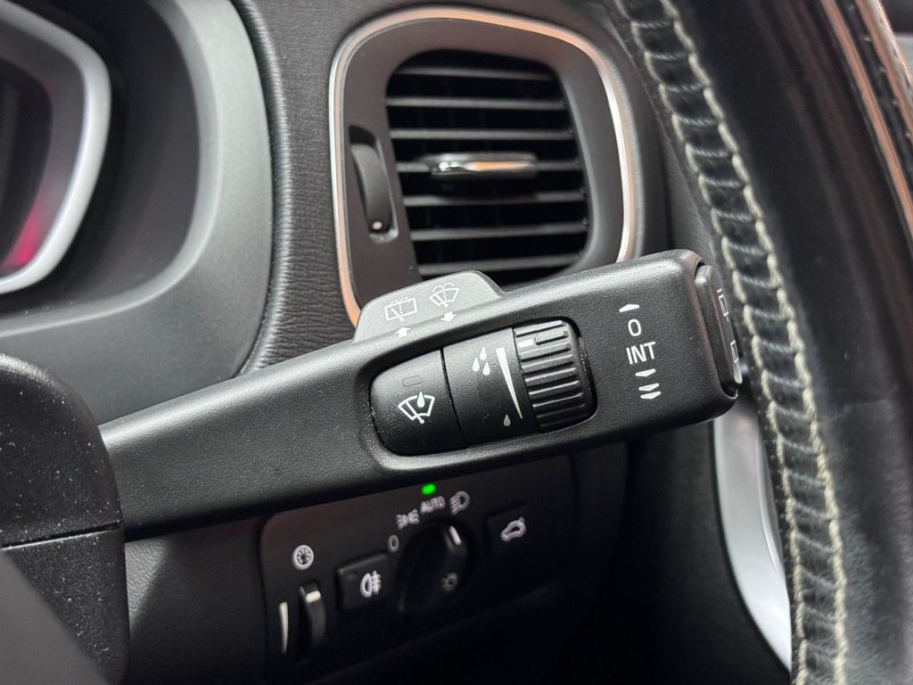 Used Volvo V40 2017 for sale - 76900391: Photo 35