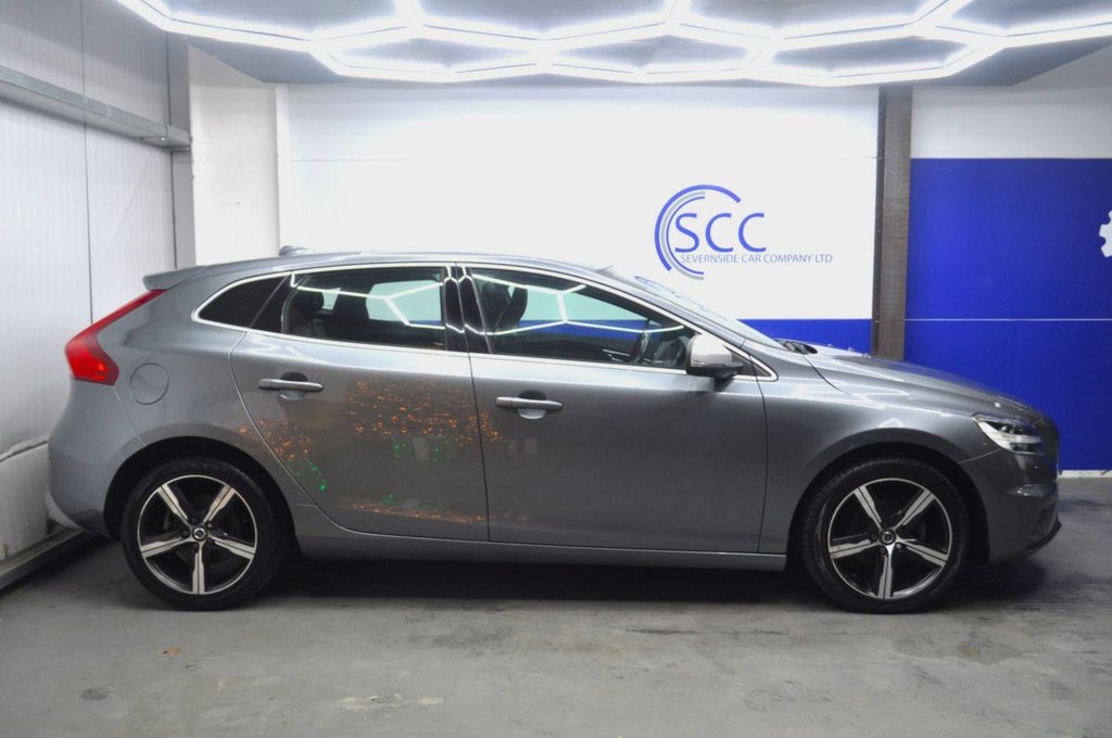 Used Volvo V40 2017 for sale - 76900391: Photo 7