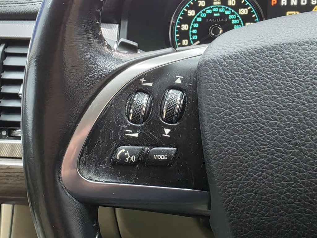 Used Jaguar XF 2012 for sale - 76934719: Photo 32