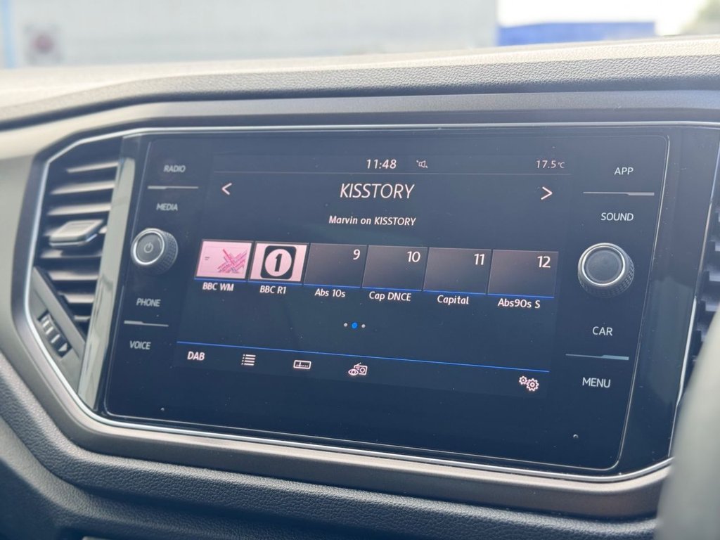 Used Volkswagen T-Roc 2018 for sale - 75937021: Photo 25